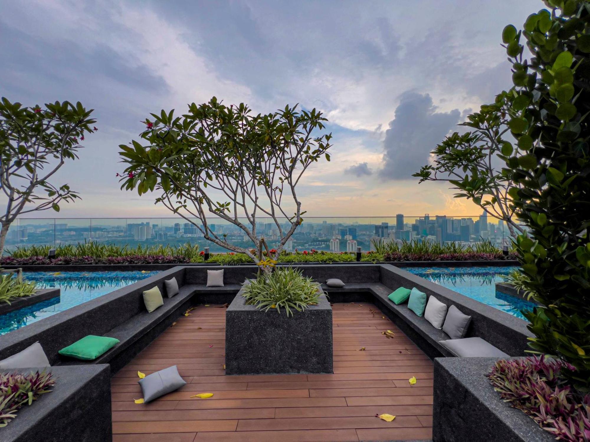 Sky Pool Suites Kl Sentral - Riveria City Kuala Lumpur Eksteriør bilde
