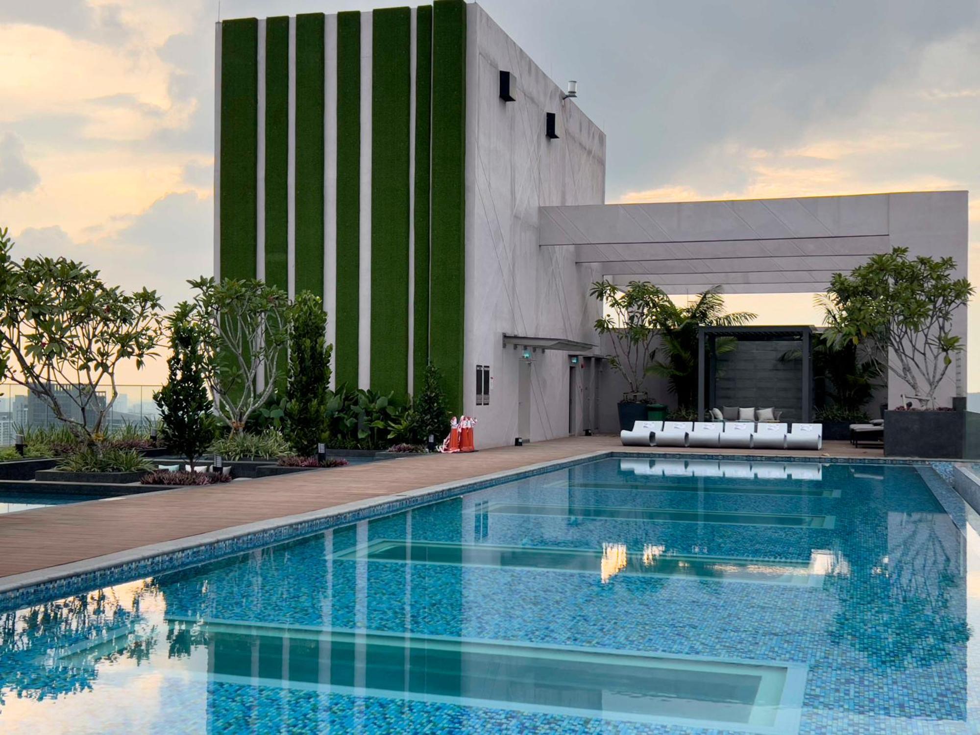 Sky Pool Suites Kl Sentral - Riveria City Kuala Lumpur Eksteriør bilde